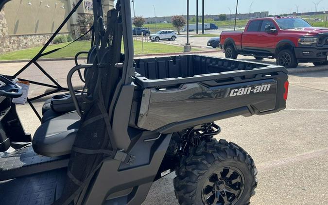 2025 Can-Am Defender XT HD10