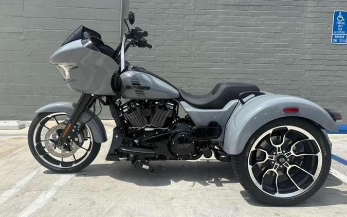 2026 Harley-Davidson® FLTRT - Road Glide® 3