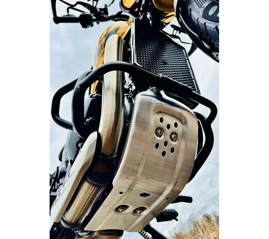 2026 Triumph Scrambler 400 XC