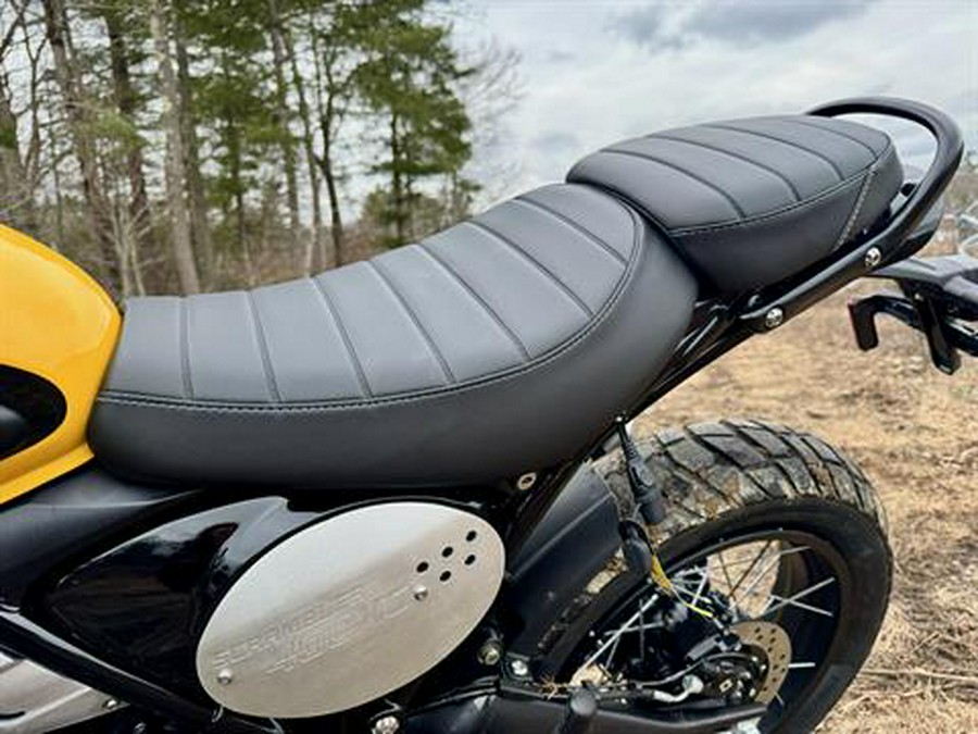 2026 Triumph Scrambler 400 XC