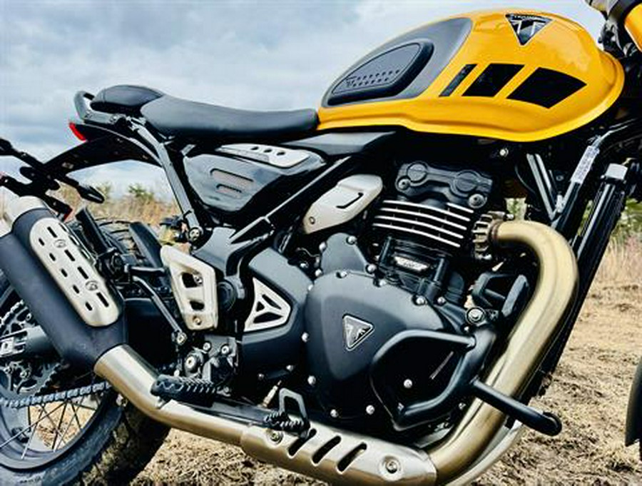 2026 Triumph Scrambler 400 XC