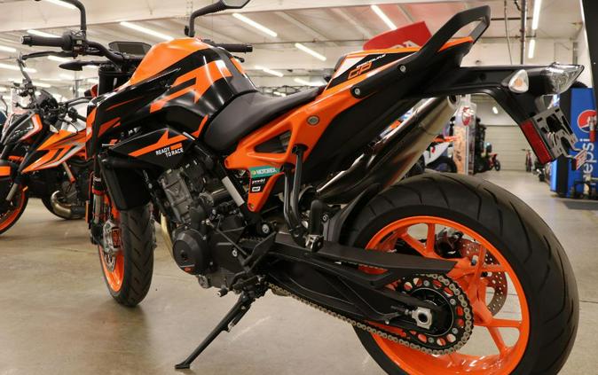 2022 KTM 890 DUKE GP