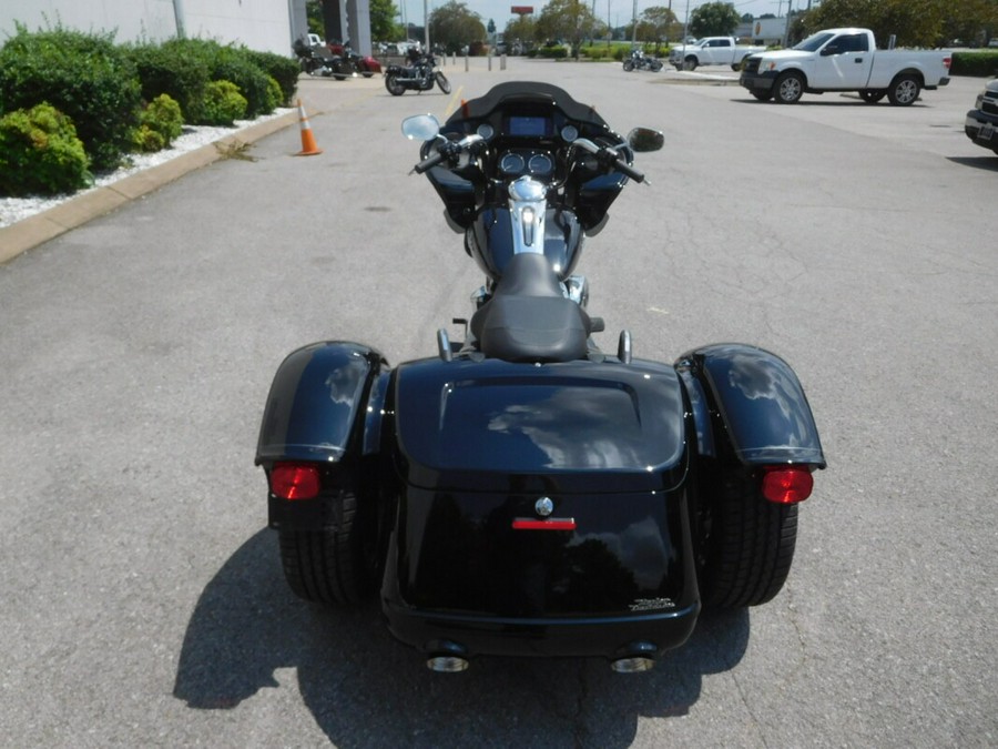 FLTRT 2024 Road Glide 3