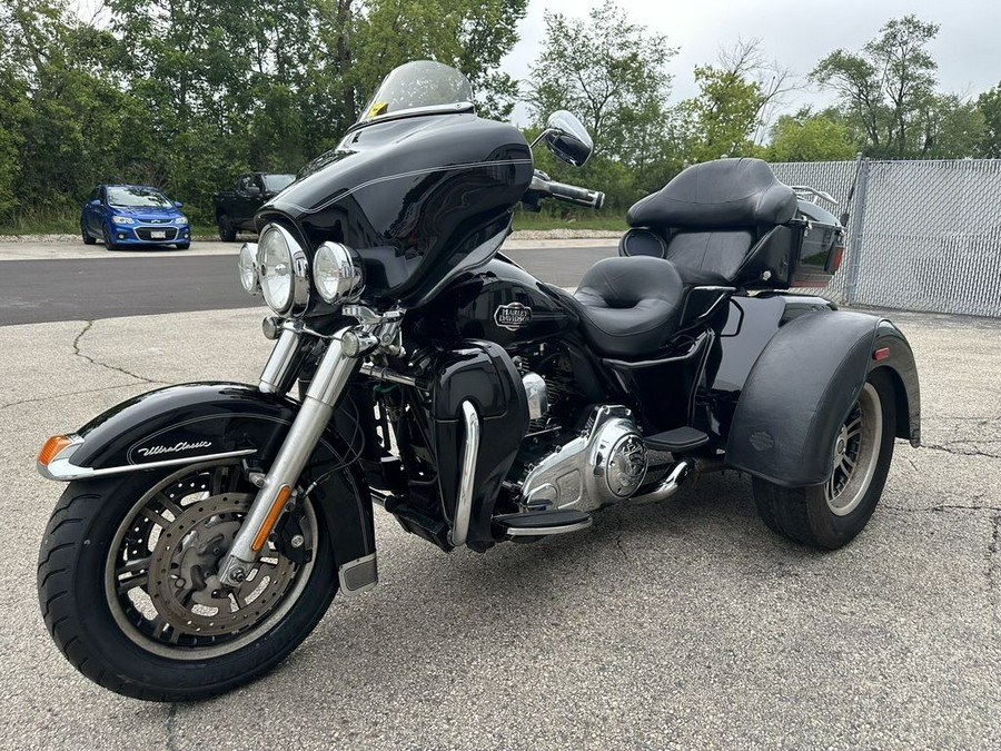 2010 Harley-Davidson® FLHTCUTG - Tri Glide® Ultra Classic®