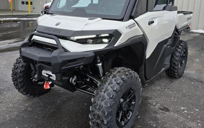 2026 Can-Am® DEFENDER LIMITED CAB HD11