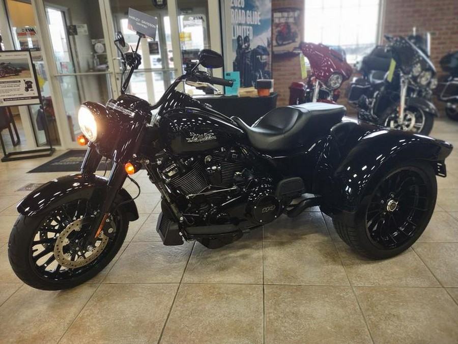 2023 Harley-Davidson® FLRT - Freewheeler®