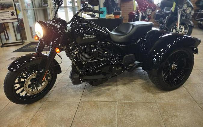 2023 Harley-Davidson® FLRT - Freewheeler®
