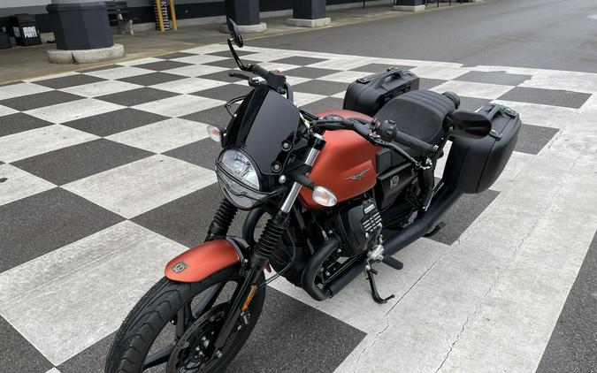 2021 Moto Guzzi V7 Stone 850