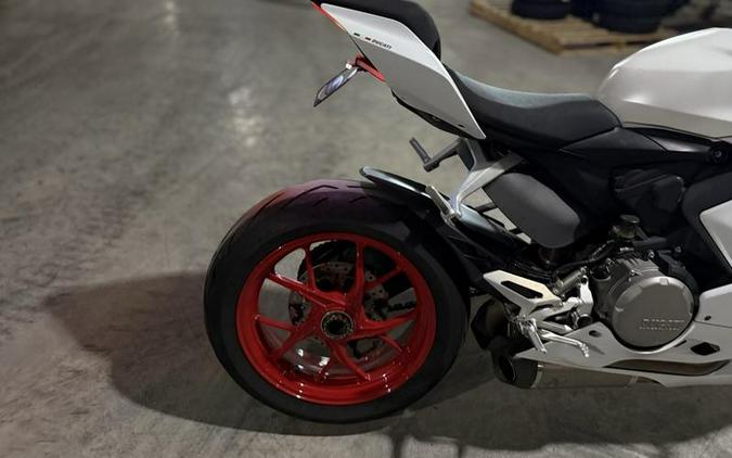 2021 Ducati Panigale V2 White Rosso Livery