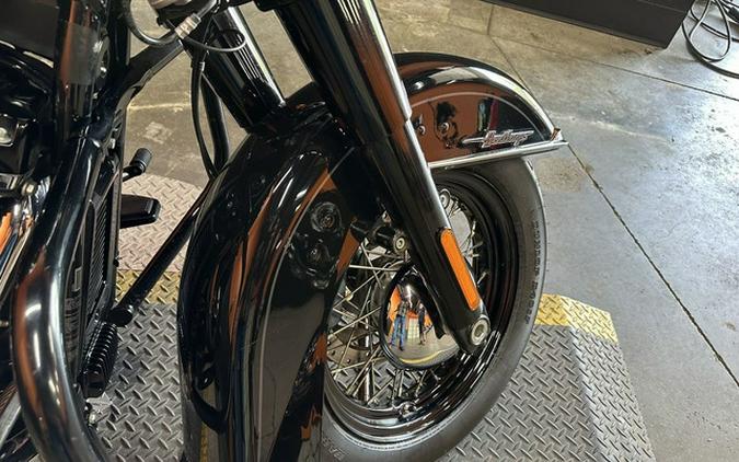 2018 Harley-Davidson FLHC - Softail Heritage Classic