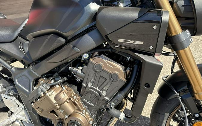 2026 Honda CB650R E-CLUTCH