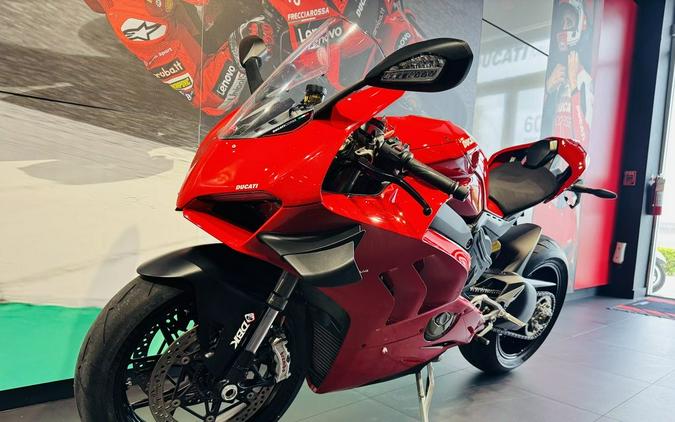 2021 Ducati Panigale V4 Ducati Red