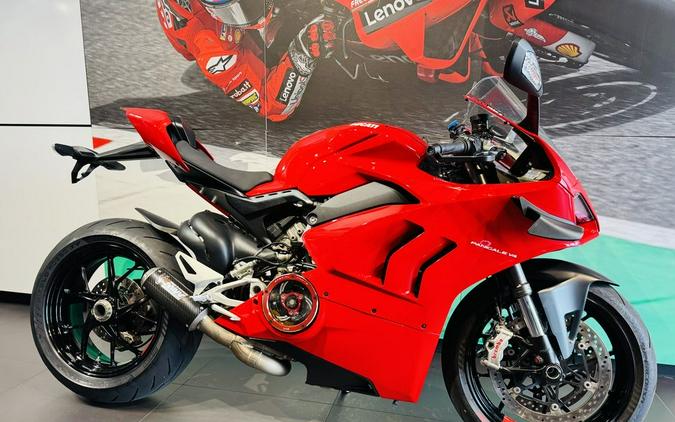 2021 Ducati Panigale V4 Ducati Red