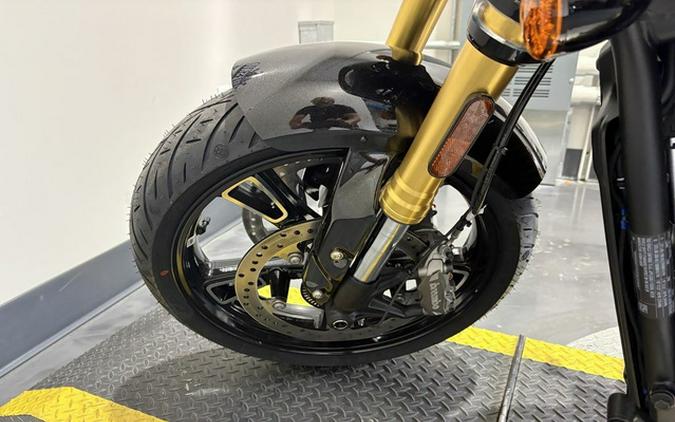 2026 Indian 101 Scout Black Crystal With Super Graphite