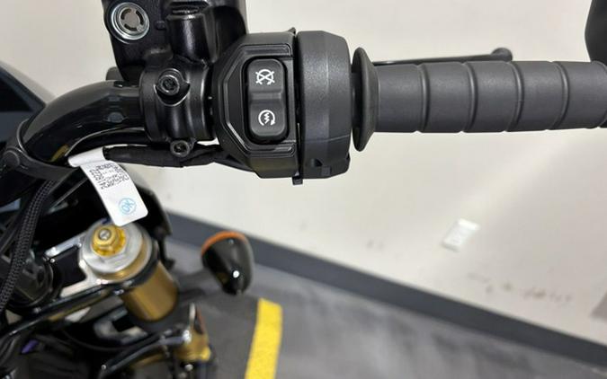 2026 Indian 101 Scout Black Crystal With Super Graphite