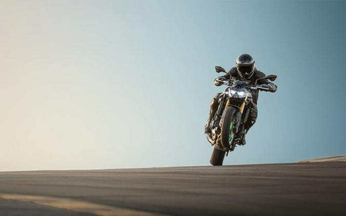 2027 Kawasaki Z900 SE ABS