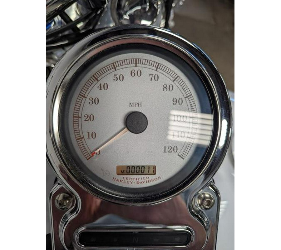 2006 Harley-Davidson® FXDI - Dyna® Super Glide