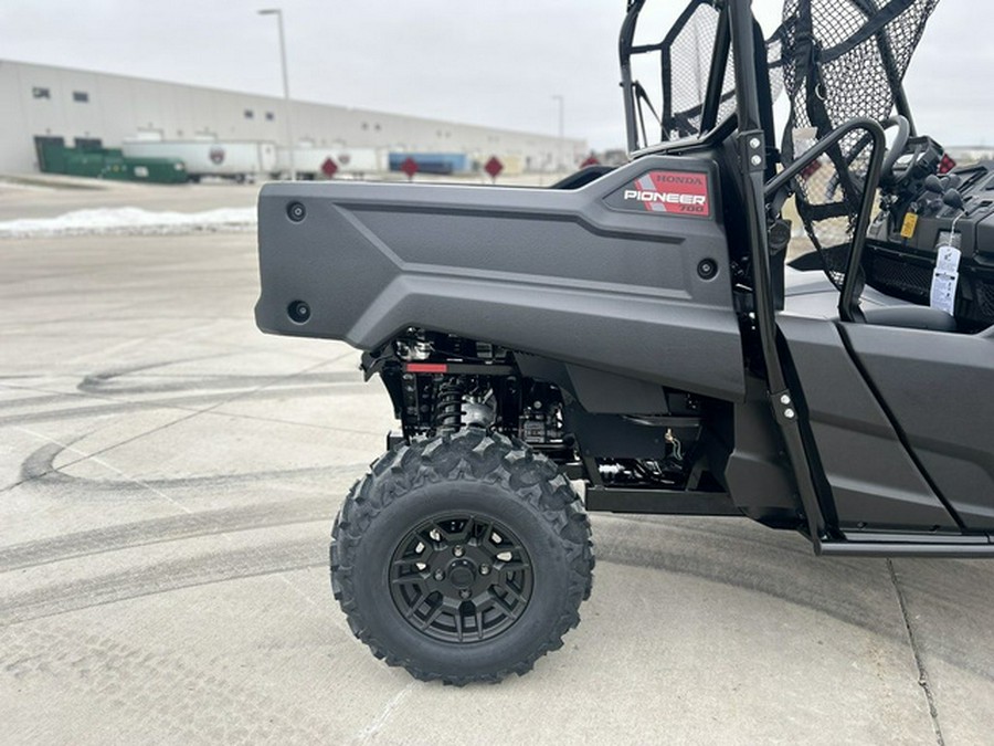 2026 Honda Pioneer 700 Deluxe
