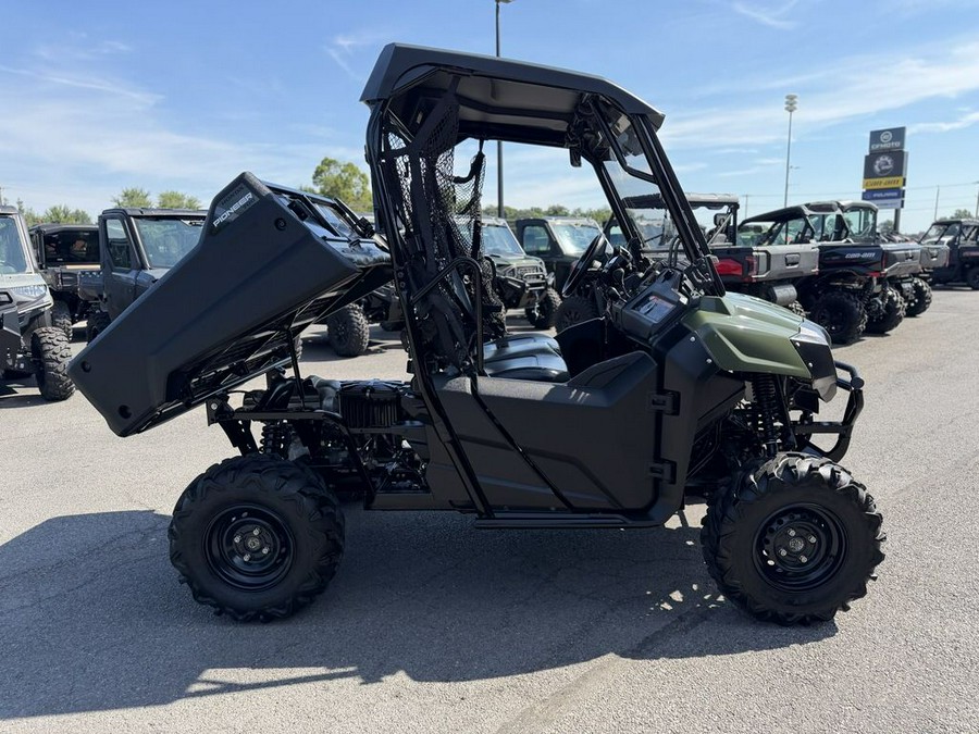 2023 Honda® Pioneer 700