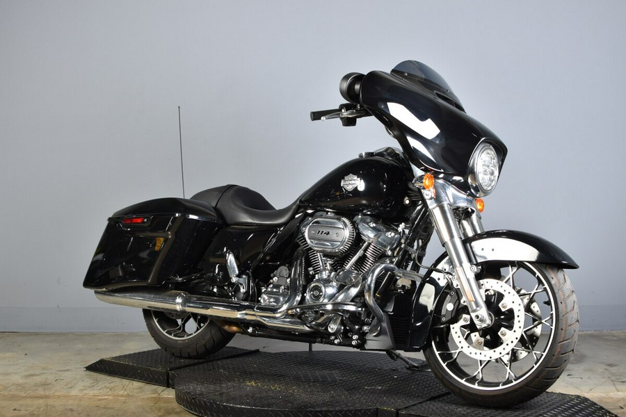 2022 Harley-Davidson Street Glide Special