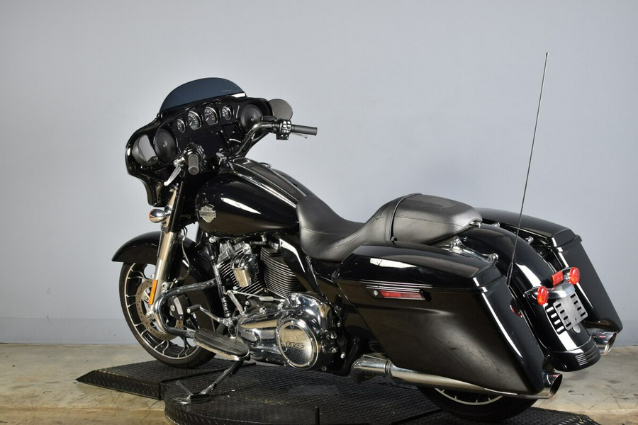 2022 Harley-Davidson Street Glide Special