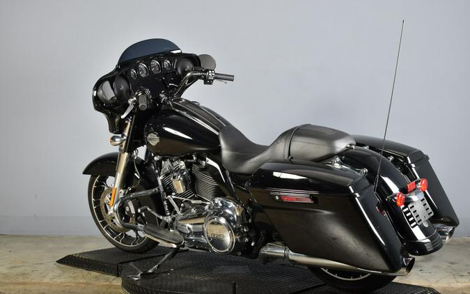 2022 Harley-Davidson Street Glide Special