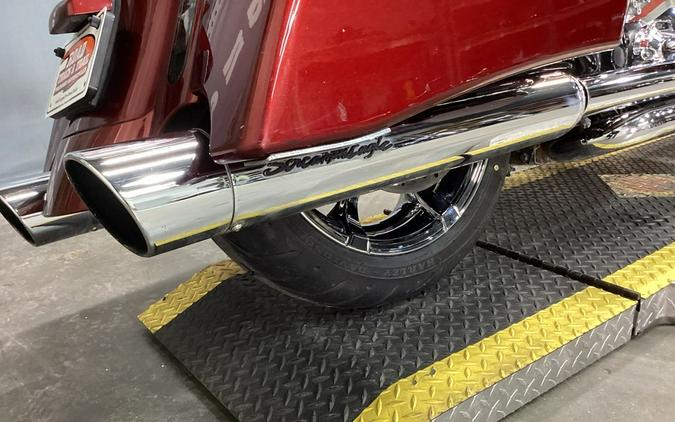 2013 Harley-Davidson® FLHRSE5 - CVO™ Road King®