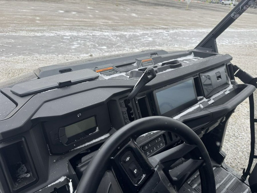 2026 Can-Am Defender MAX XT HD11