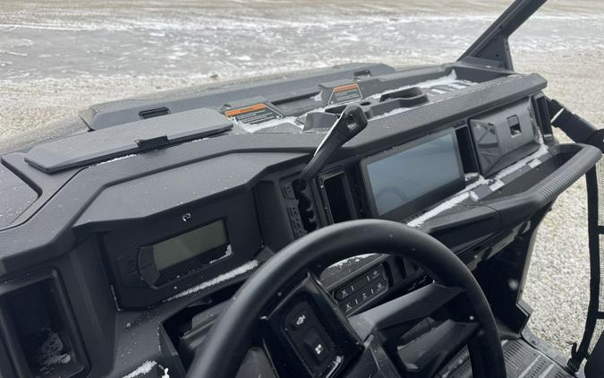 2026 Can-Am Defender MAX XT HD11