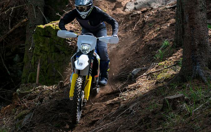 2027 Husqvarna TE 150 - 180173