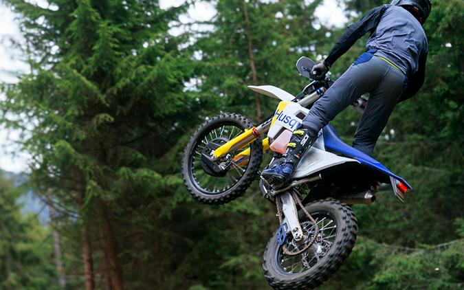 2027 Husqvarna TE 150 - 180173