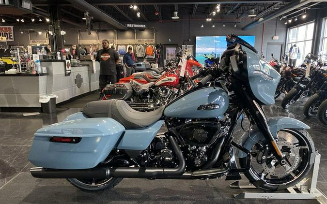 2024 Harley-Davidson FLHX - Street Glide