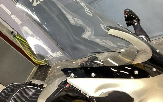 2001 TRIUMPH TROPHY 1200