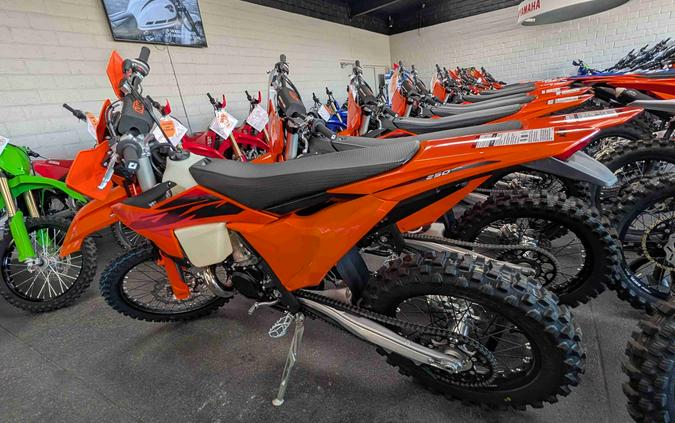 2027 KTM 250 XC-W - 249125