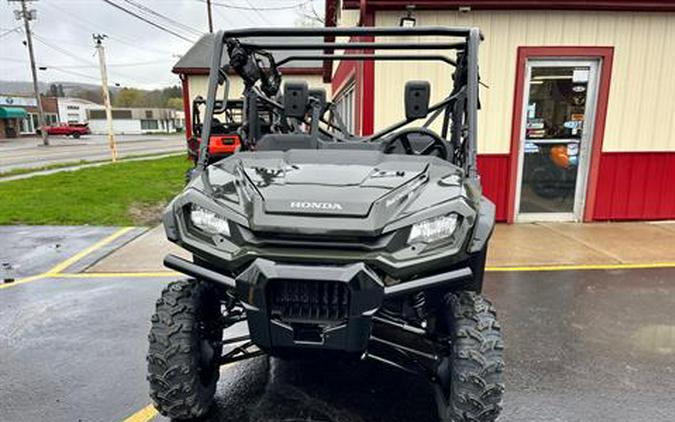 2024 Honda Pioneer 1000-6 Deluxe Crew