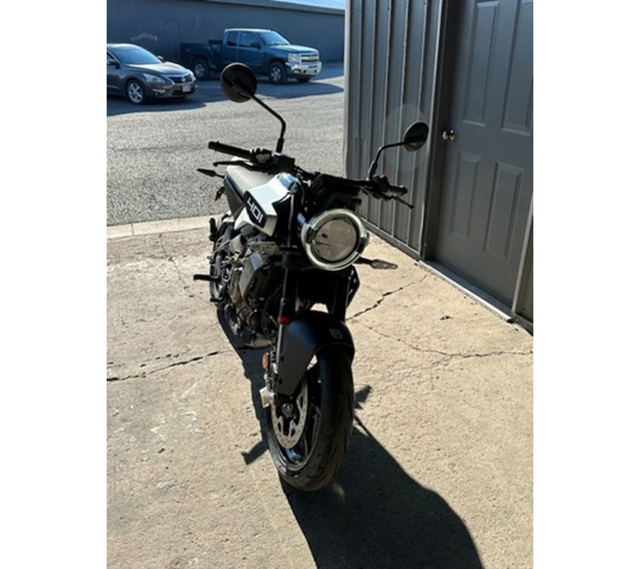 2024 Husqvarna VITPILEN 401