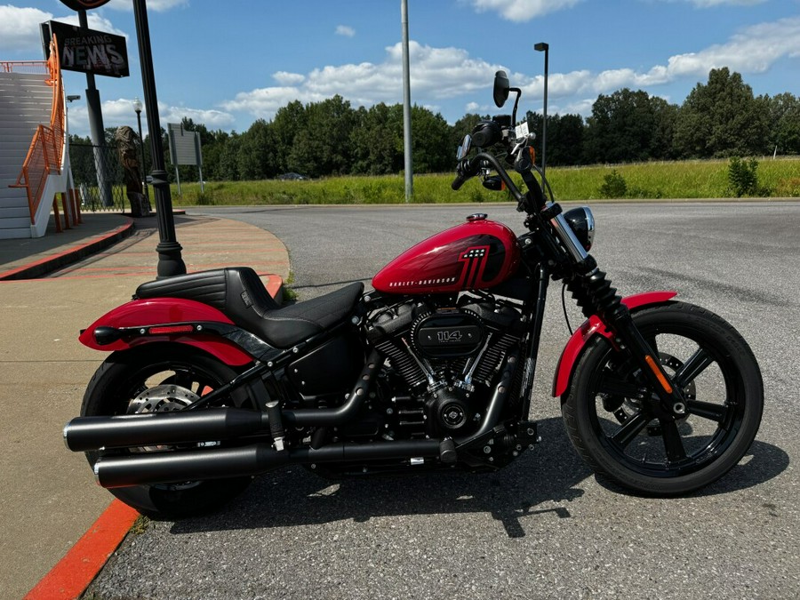 2022 Harley-Davidson Street Bob 114 Redline Red