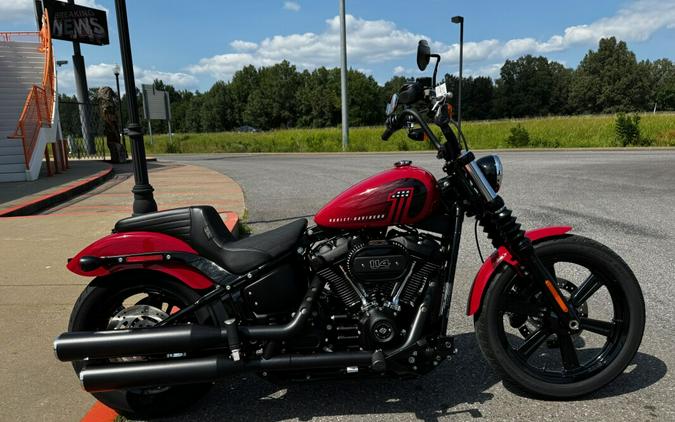 2022 Harley-Davidson Street Bob 114 Redline Red