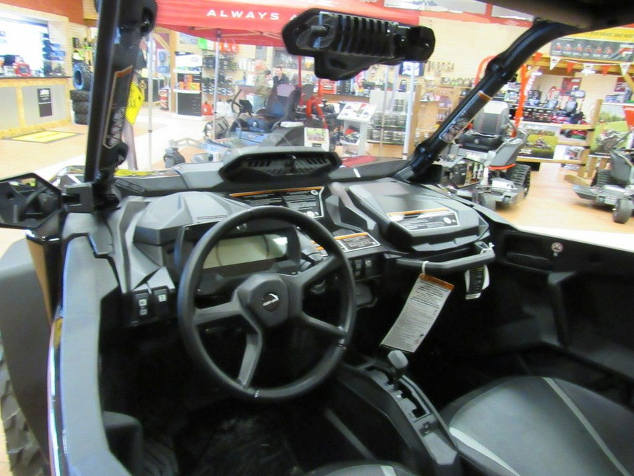 2025 Can-Am® Commander XT 1000R