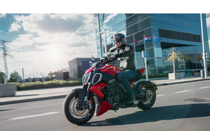 2026 Ducati Diavel V4