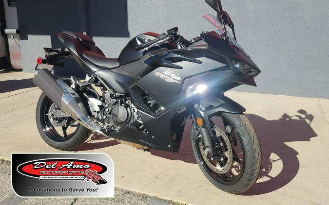 2026 Kawasaki NINJA 500