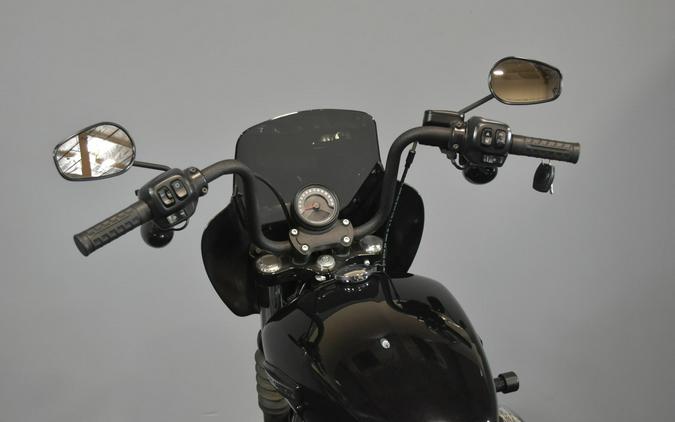 2026 Harley-Davidson Street Bob Vivid Black Chrome Cast Wheels