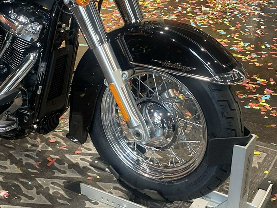 2024 Harley-Davidson Softail FLHCS - Heritage Classic