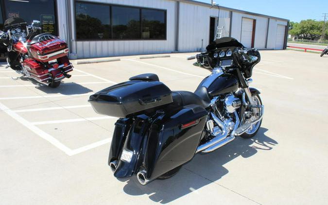2016 Harley-Davidson® FLHXS - Street Glide® Special