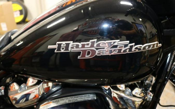 2018 Harley-Davidson® FLHX - Street Glide®