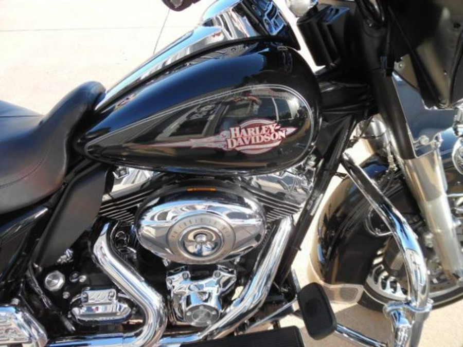 2009 Harley-Davidson® FLHTC - Electra Glide® Classic