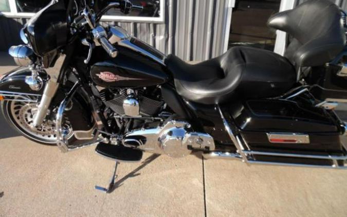 2009 Harley-Davidson® FLHTC - Electra Glide® Classic