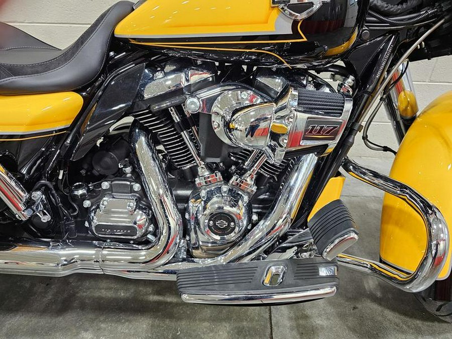 2022 Harley-Davidson® FLHXSE - CVO™ Street Glide®