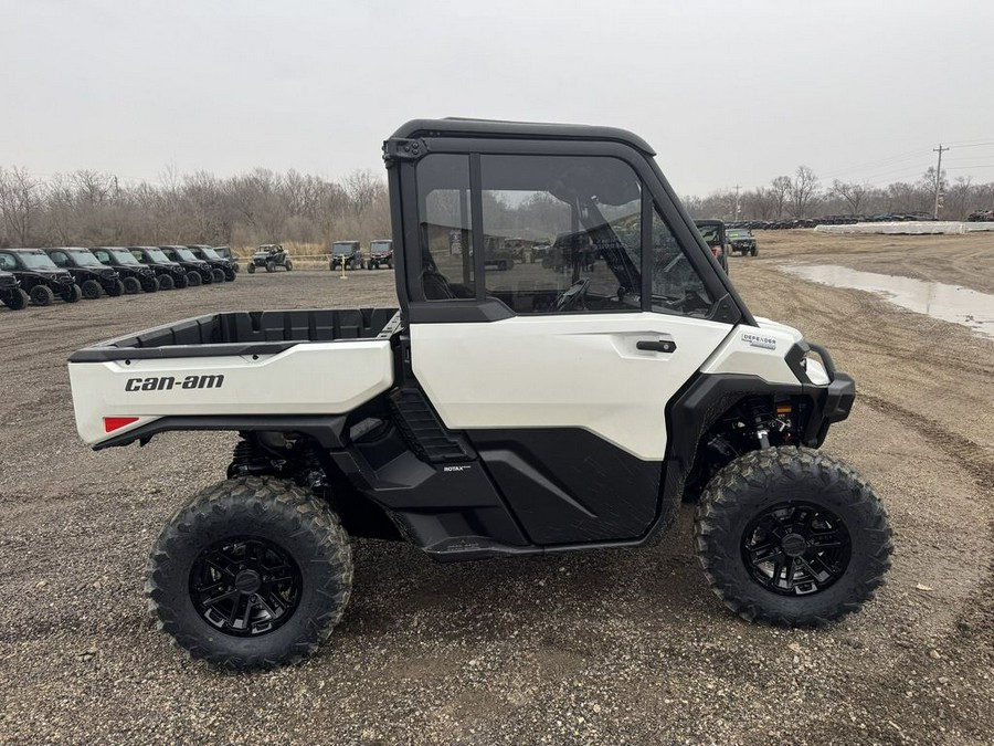 2026 Can-Am Defender Limited HD11