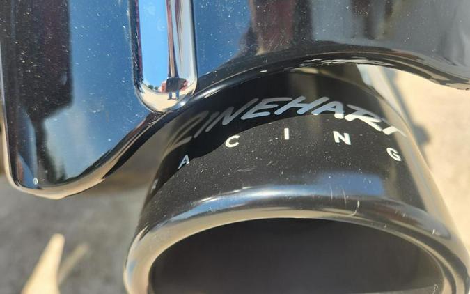 2022 Indian Motorcycle® Springfield® Black Metallic/Dirt Track Tan